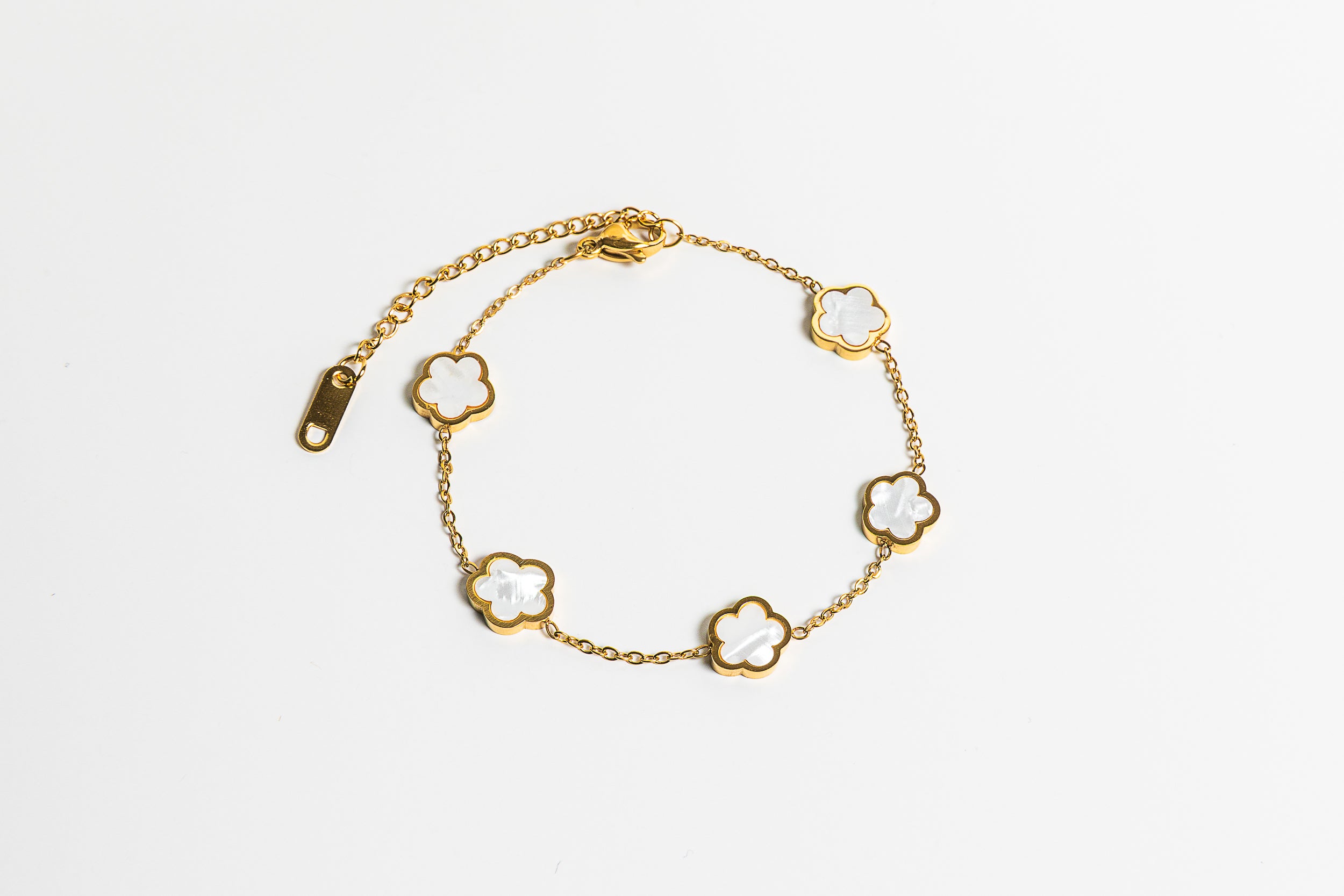“FLOR BLANCA INTENSITY BRACELET” 18K GOLD PLATED