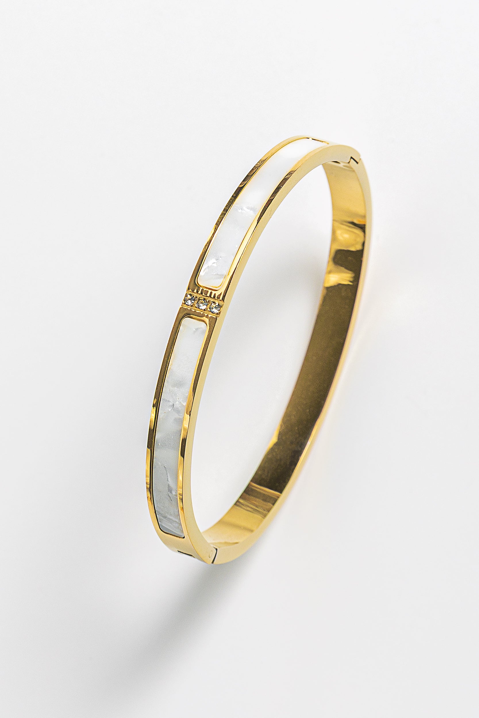 “LUZ BRACELET” 18K GOLD PLATED