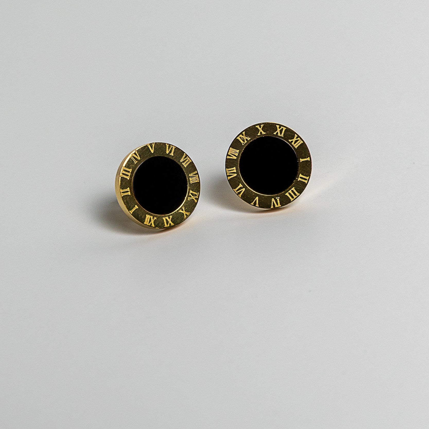“ROMA” EARRING STUDS 18K GOLD PLATED STEEL